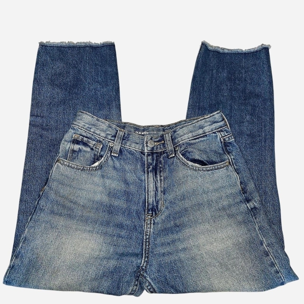 Girls' medium wash blue Old Navy slouchy straight leg jeans 👖💙